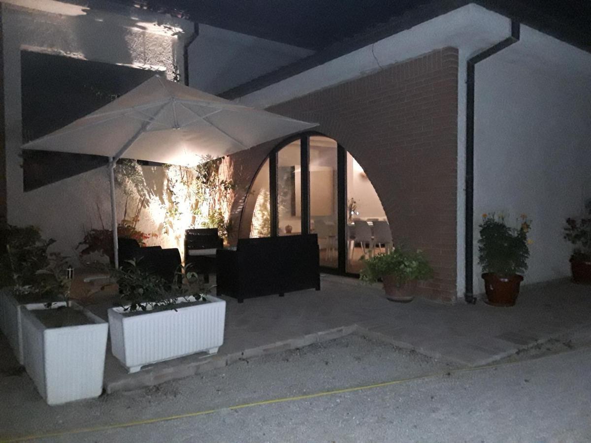 La Casa Nel Verde Larino Eksteriør bilde
